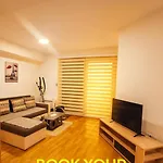 Fit Mornings Apartamento Skopie